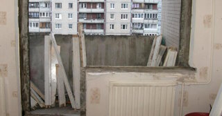 Демонтаж подоконного блока в Майкопе – услуги по доступным ценам от 1566 рублей